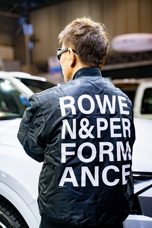 ROWEN PERFORMANCE MA-1　（ブラック×白文字）