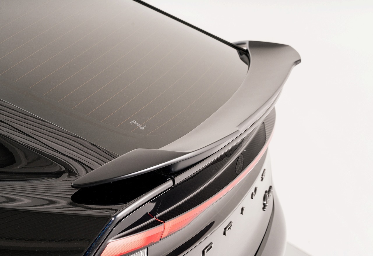 リアウイング 60 PRIUS *Carbon