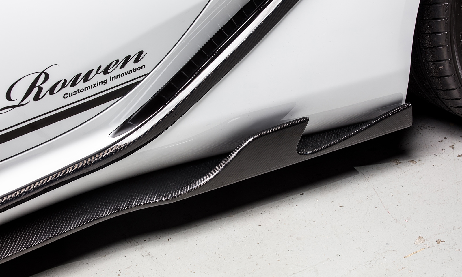 サイドステップ LC500 Convertible *FRP