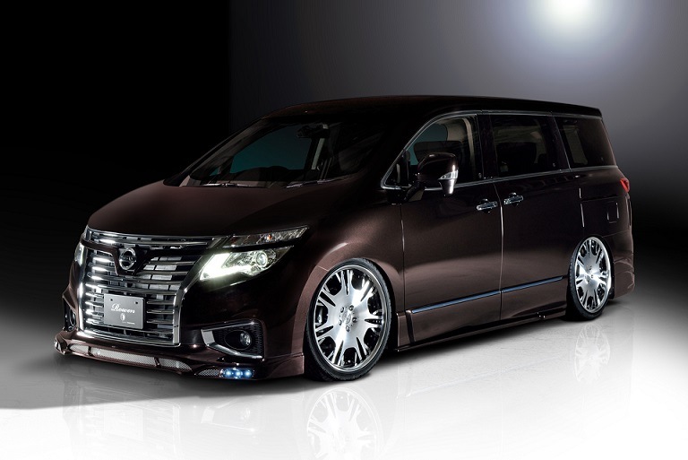 フロントスポイラー*LEDランプ付属　ELGRAND HighWay STAR 後期　*FRP