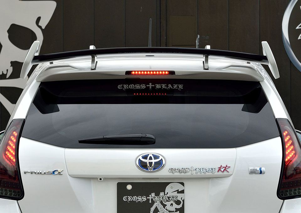 リアウイング　40PRIUS α G's/前期/後期　*FRP