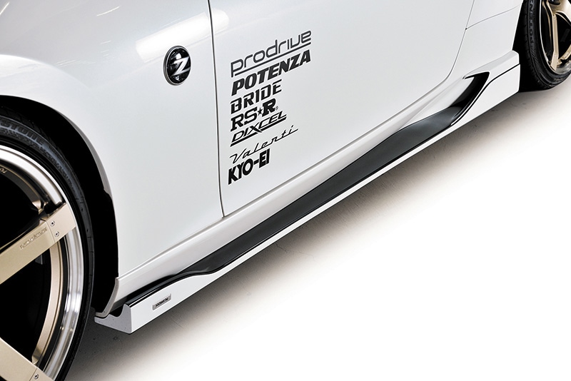 フェアレディZ (Z34) リヤバンパー｜エアロパーツ、ボディキット、LED