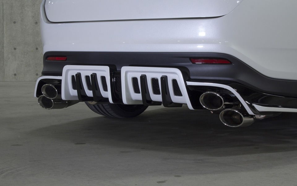 PREMIUM01S 4本出しマフラー *2.0L *ステンレス／チタン／カーボンテール *60 HARRIER 後期