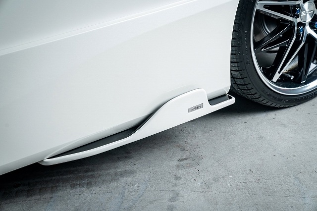 C27セレナ サイドディフューザー　