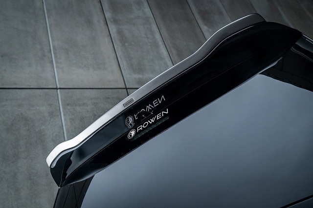 C27セレナ ルーフスポイラー　