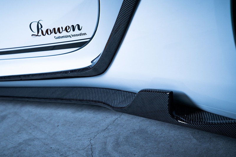 サイドステップ LC500/LC500h Coupe *Carbon