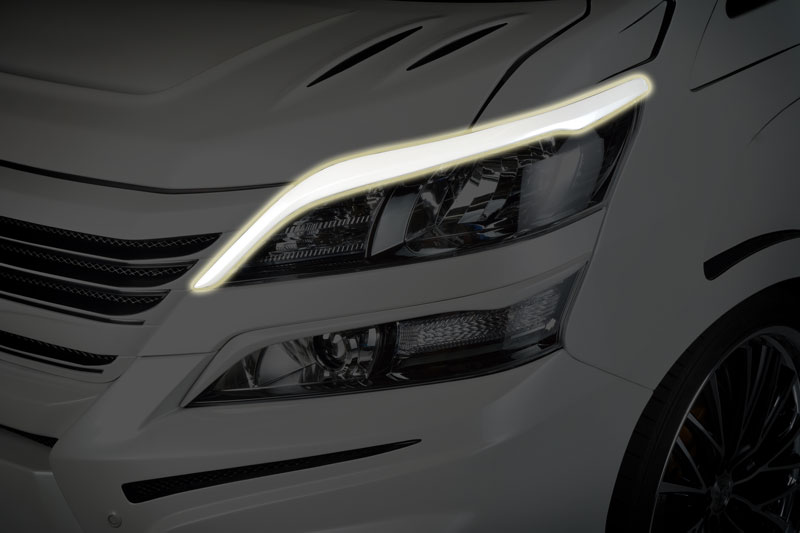 アイラインガーニッシュ　20 VELLFIRE Z-grade 前期/後期　*FRP