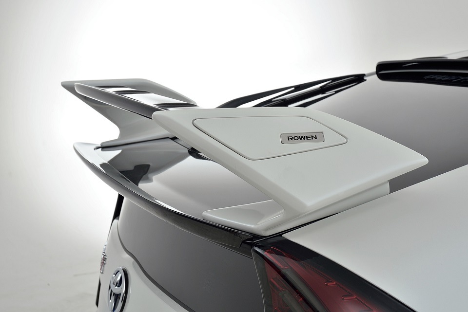 リアガーニーフラップ	30PRIUS *FRP