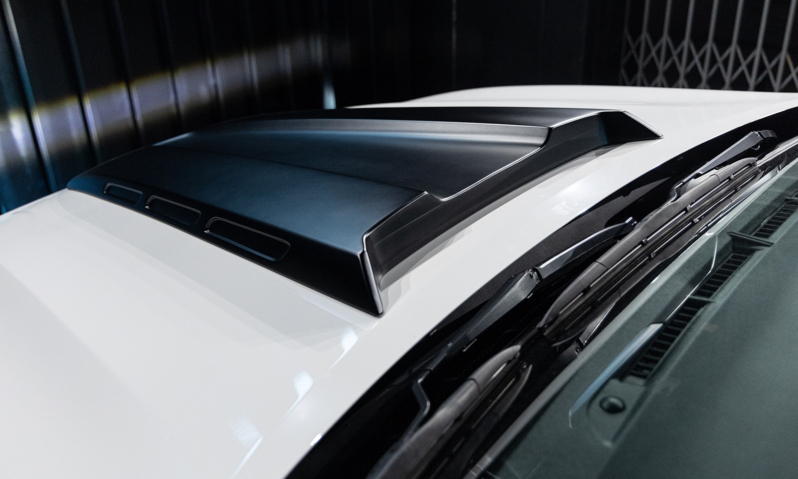 ボンネットフードカバー HILUX GR SPORT　*FRP