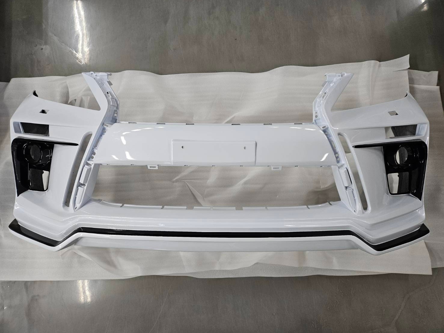 RX450ｈ 後期　フロントバンパーwith LED SPOT LAMP 塗装済【BF】