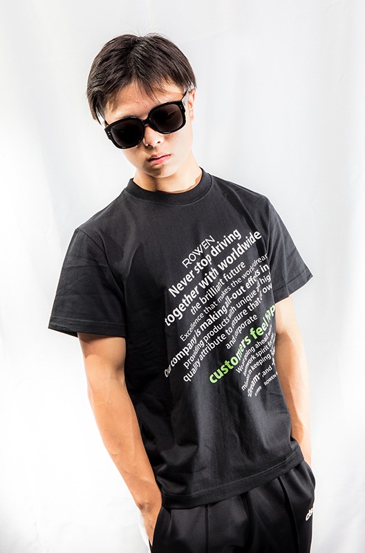 CustomersFeelHappy Ｔシャツ