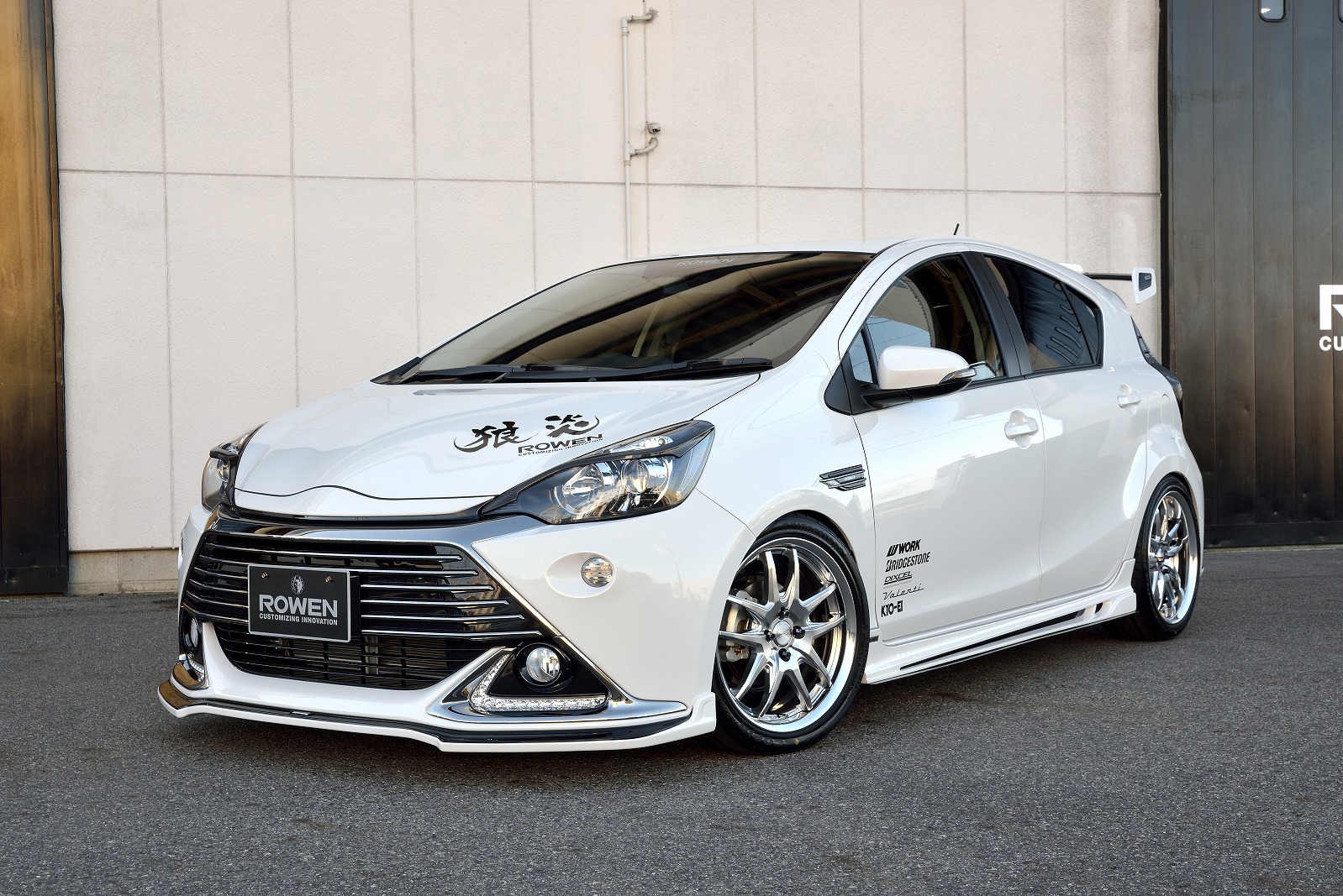 フロントスポイラー　10 AQUA G's　*FRP