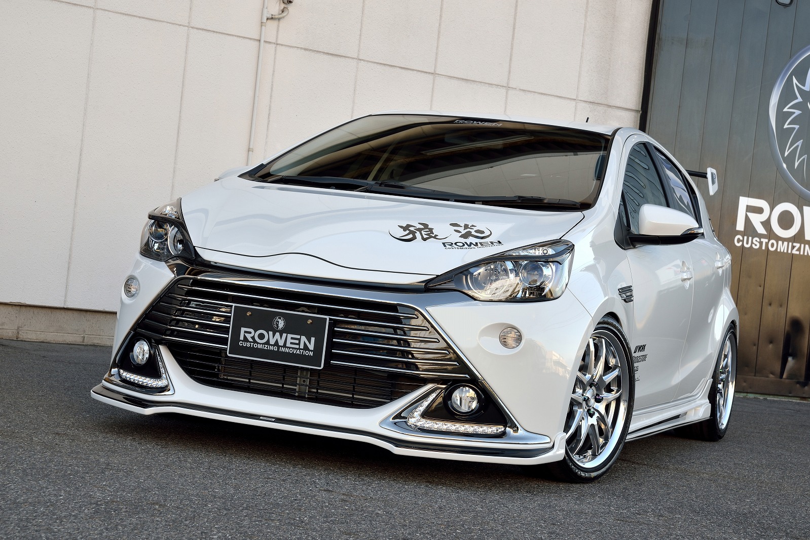 フロントスポイラー　10 AQUA G's　*FRP