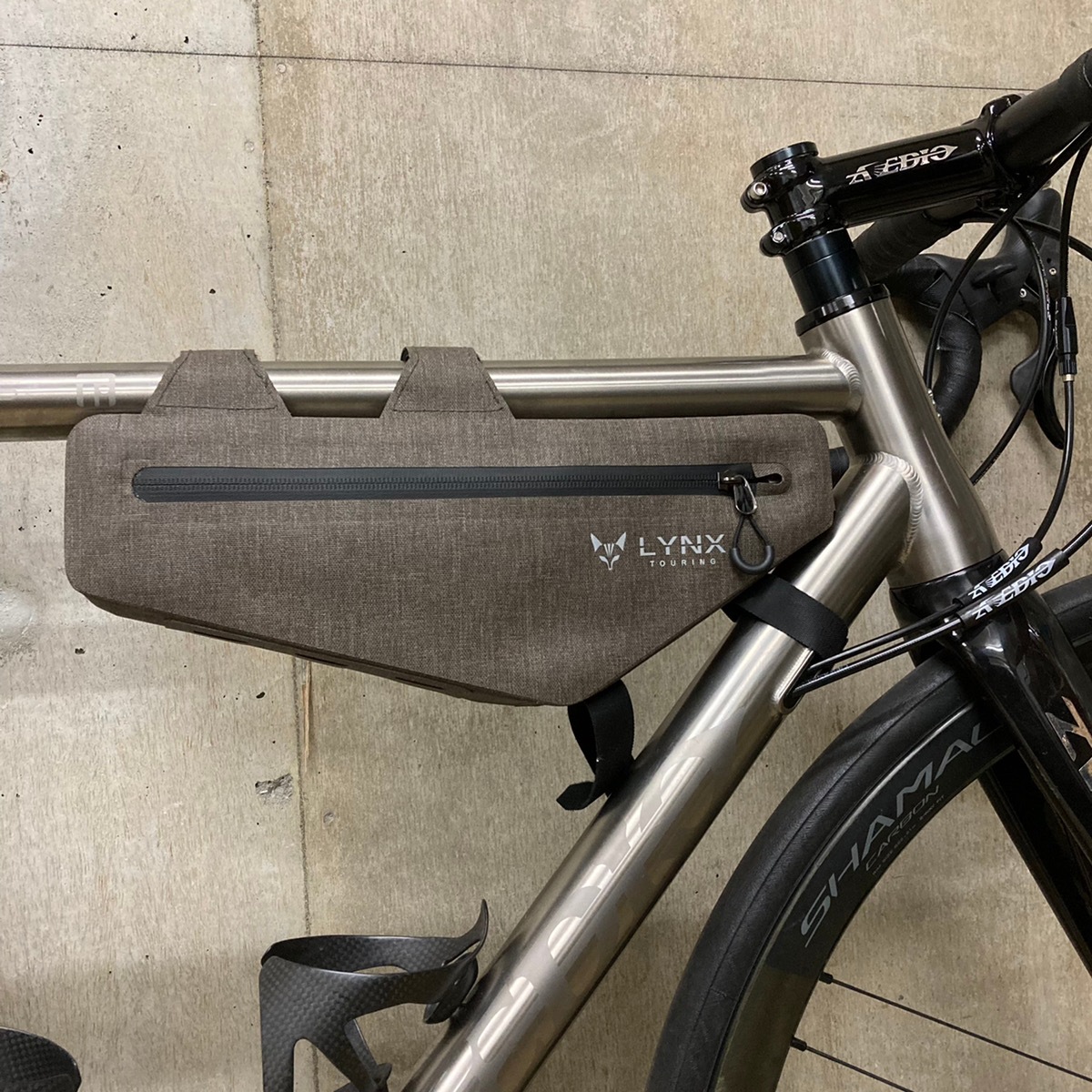 ��ž�� �ե졼�।��ʡ��Хå� (S) �ɿ� ������ ȿ�� ���մ�ñ �͵� ����̵�� LYNX TOURING BAG LX217SJ �̶� �̳� �����ɥХ��� �������Х��� 