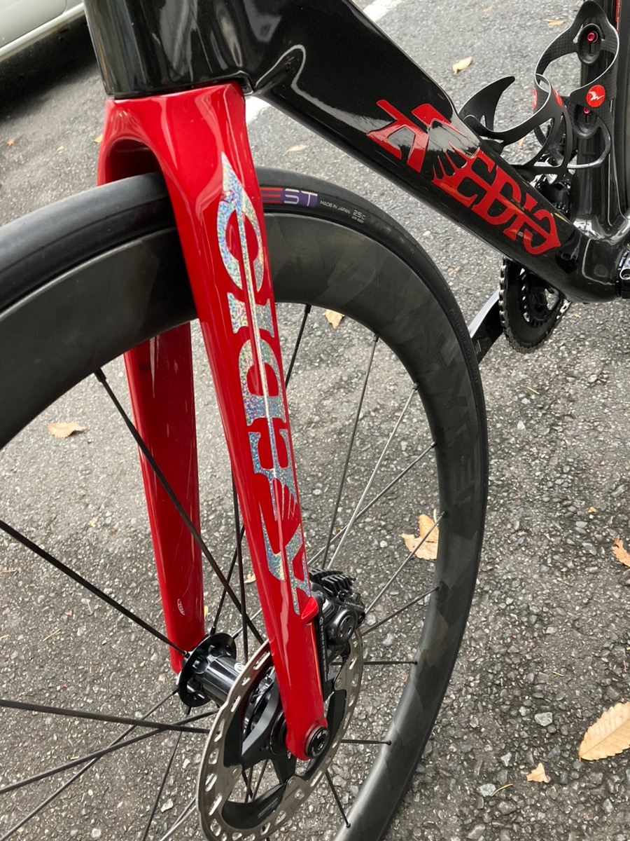 AVEDIO��CHARIS R DISC BLACK/RED���ե륫���ܥ�ե졼�ॻ�å� �������ɥХ���