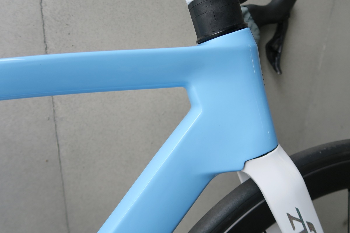 AVEDIO��CHARIS R DISC BLUE���ե륫���ܥ�ե졼�ॻ�å� �������ɥХ���