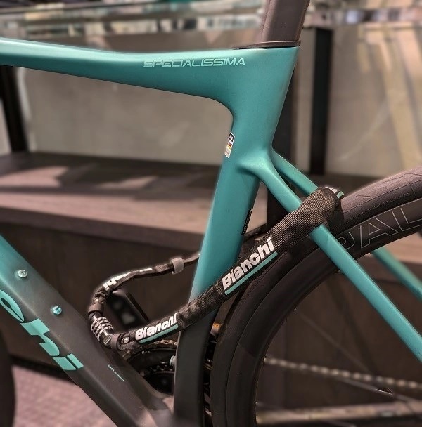 �ӥ��� Bianchi ����������å� ������뼰 4mm ��ž�� ���å� ������ ����ѥ��ȼ�Ǽ �ޥ��å��ơ����դ� �������С� �֥�å� �����쥹��