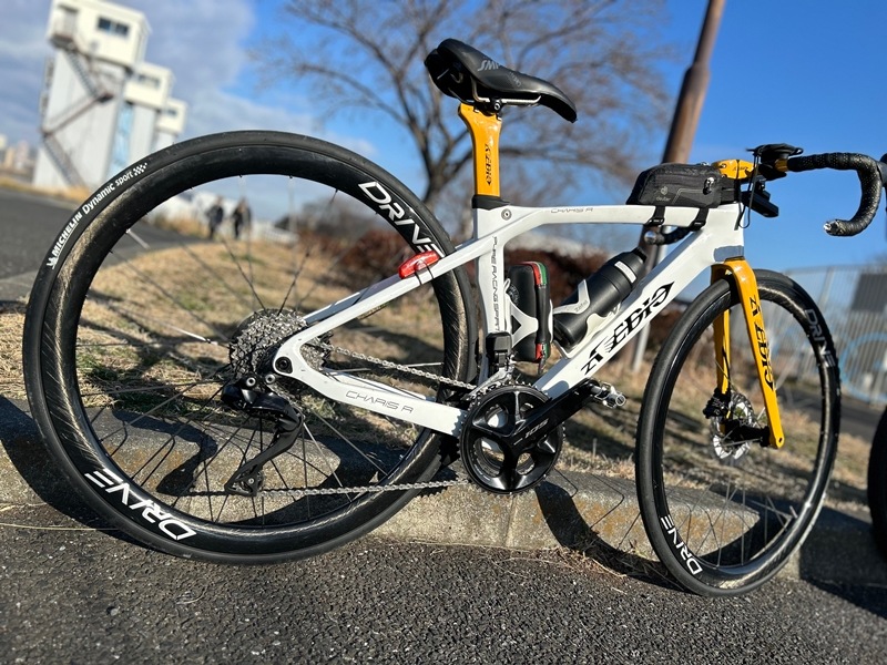 AVEDIO��CHARIS R DISC Aya's model��400����WHITE/UKON���ե륫���ܥ�ե졼�ॻ�å� Di2�侩�ե졼��