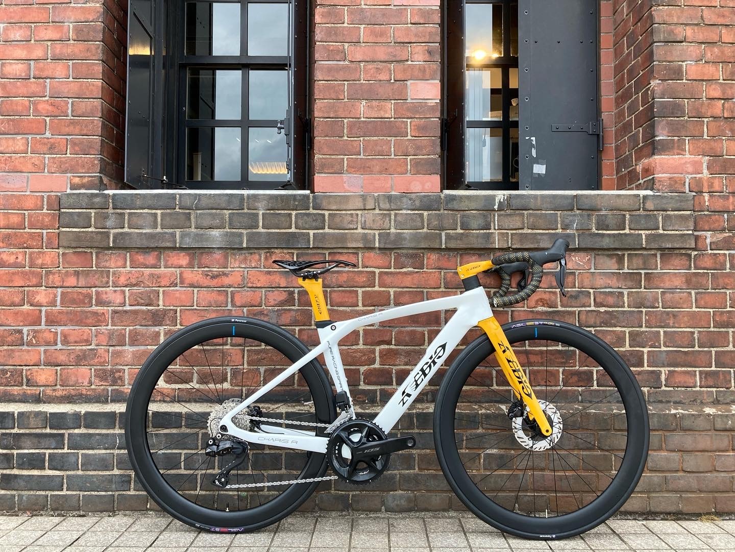 Ysコレクション ANTARES 205 カーボンアルミハイブリッドフレーム