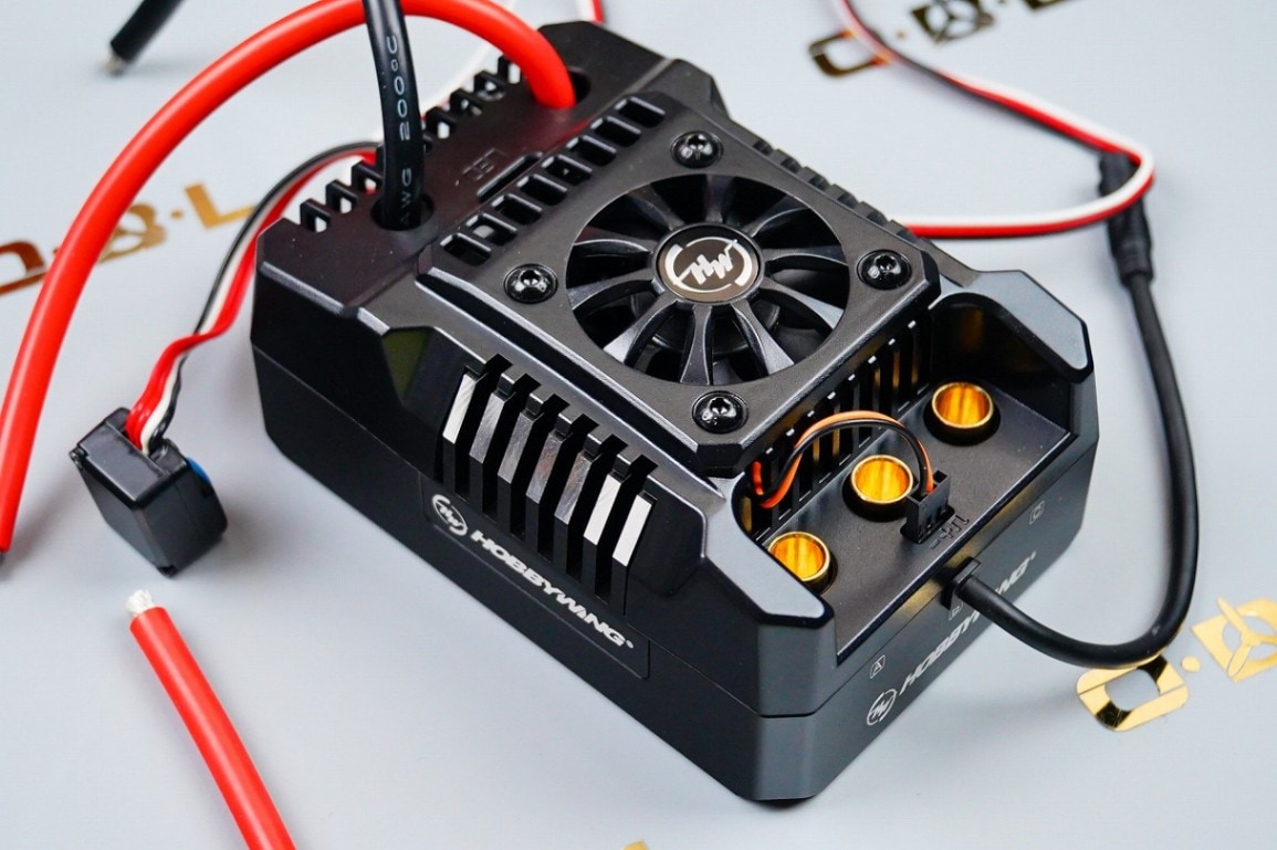 ホビーラジコン HOBBYWING XERUN ESC 世界で選ばれるラジコンパーツブランド「HOBBYWING」初のドリフト向け