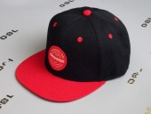 TRAXXAS TOKEN FLAT BILL SNAPBACK HAT B ǰ˹ҡMODEL# 1186-BLR