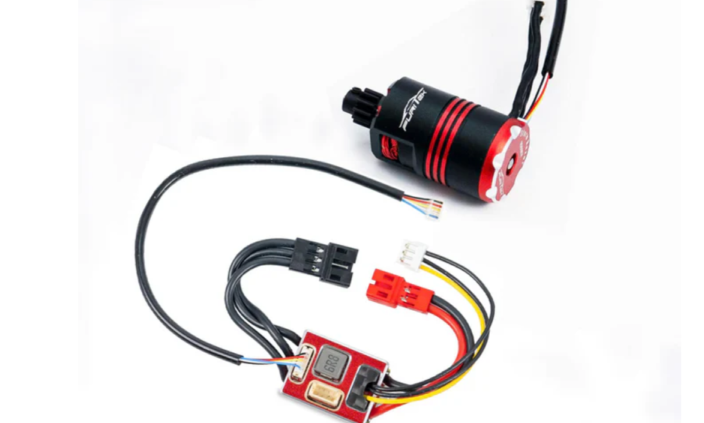 取寄対象品】FURITEK GRASSHOPPER ブラシレスセンサー付き ESC