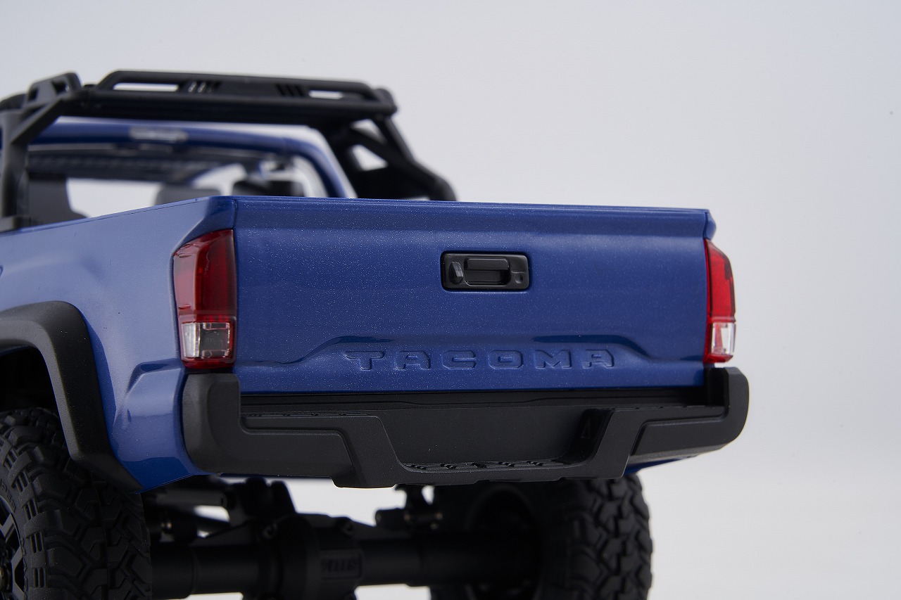 �ڼ���о��ʡ�FMSHOBBY ����FCX24M��1:24 TOYOTA TACOMA Grey�ڥ֥롼�ۥȥ西�������ޡ��饸�������֡�FMS12451RTRBU