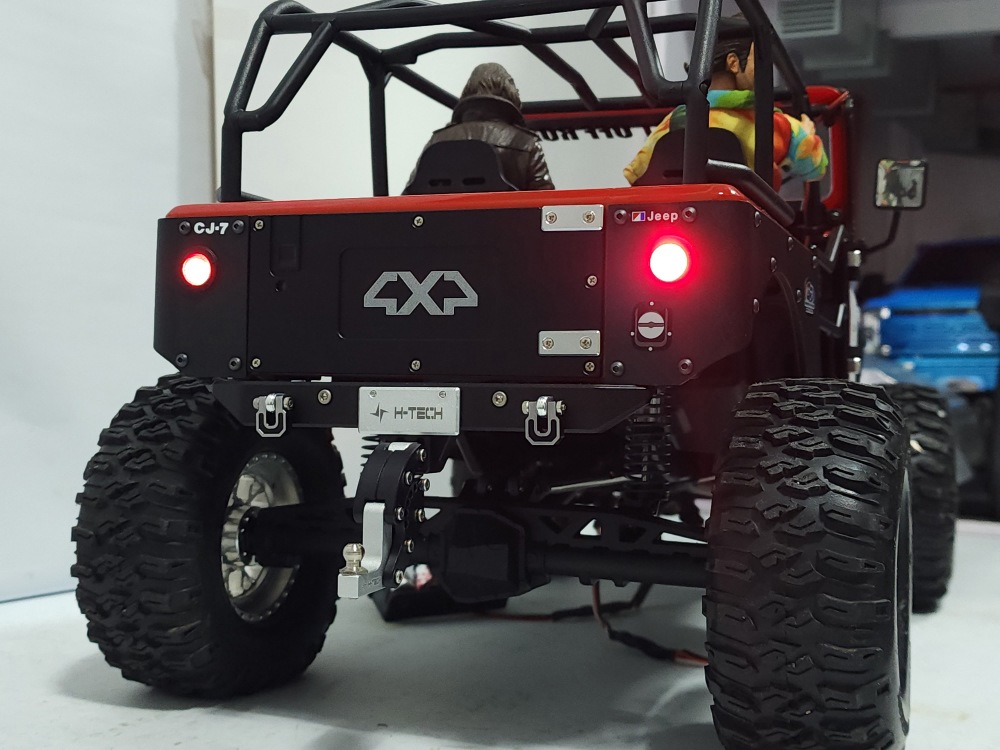 �ں߸˳�ǧ�ۡ�H-TECH������������롡SCX10����CJ-7�ѡ��ں߸�¨Ǽ�ۡ�����������᥿��ơ��륲���ȥץ졼�ȡ�Metal Tailgate Plate For Axial SCX10 III CJ-7 (HT-AX0002)