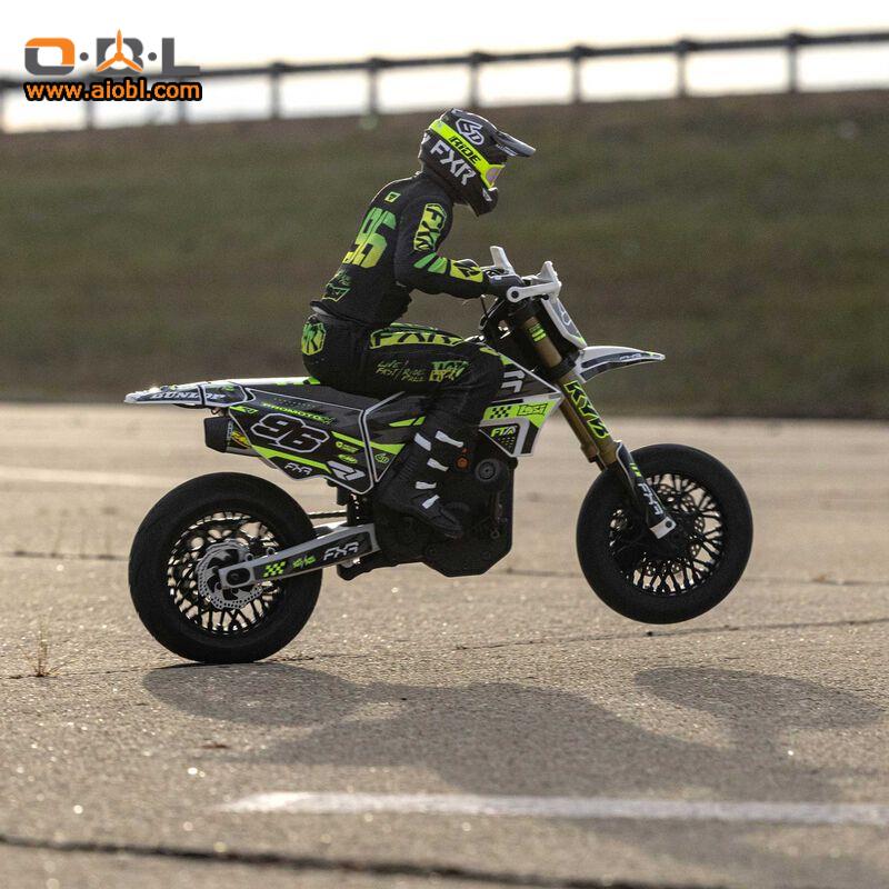�ڼ���о��ʡ�Horizon Hobby �ץ����SM FXR��1/4 Promoto-SM FXR Supermoto Motorcycle RTR Basic, White��LOS-2272�����