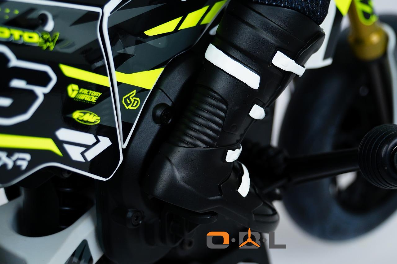 �ڼ���о��ʡ�Horizon Hobby �ץ����SM FXR��1/4 Promoto-SM FXR Supermoto Motorcycle RTR Basic, White��LOS-2272�����