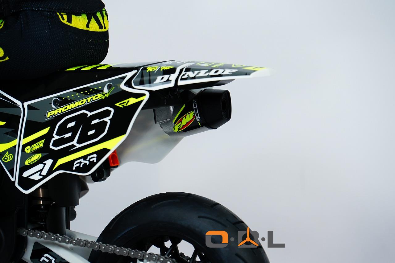 �ڼ���о��ʡ�Horizon Hobby �ץ����SM FXR��1/4 Promoto-SM FXR Supermoto Motorcycle RTR Basic, White��LOS-2272�����