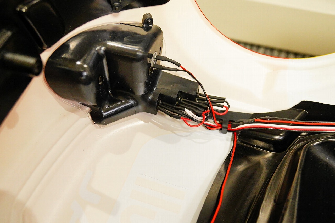 �ڼ���о��ʡۣ�S���͡�TRACTION HOBBY���ȥ饯�����ۥӡ�����Citroën C3 WRC��1/7��WRC��꡼���� ���ȥ�����C3���饸����ESC/Bluetooth�����ǽ������B�ۡڵ�Ŭ�ץ����դ�RTR��