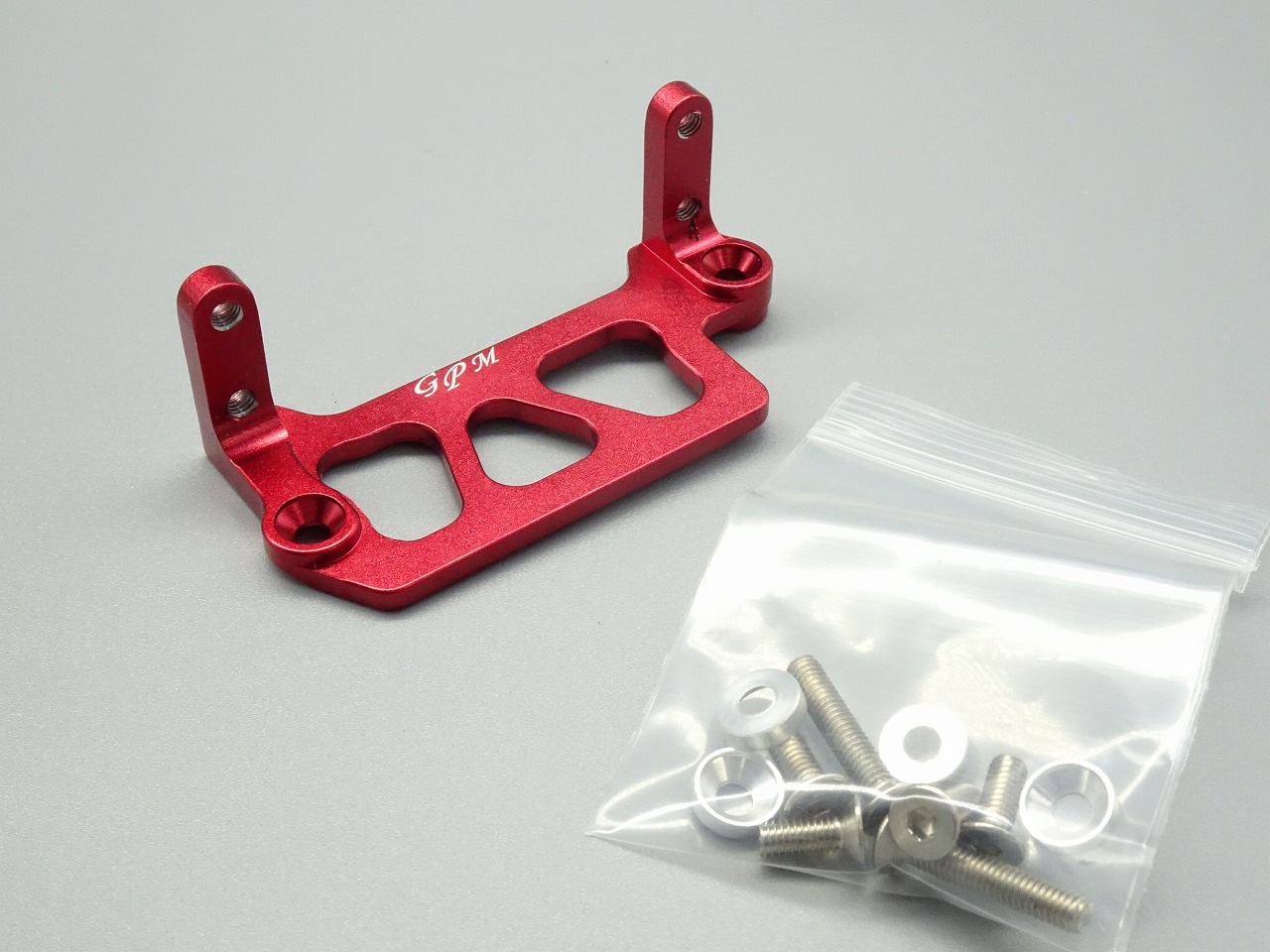 GPM製 品番UDR024R 【赤】 UDR用 サーボマウント、ステアリング Servo mount, steering 【検索品番8526