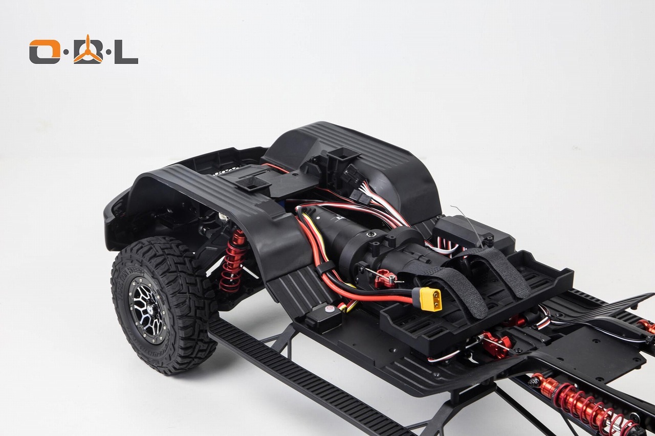 �ں߸�¨Ǽ�ۡڥ֥饷�쥹�⡼�������͡�TRACTION HOBBY���ȥ饯�����ۥӡ��� Primal RC�� 1/8 Scale RAM 1500  RTR 4WD Trail Truck�ڥ���󥸿���