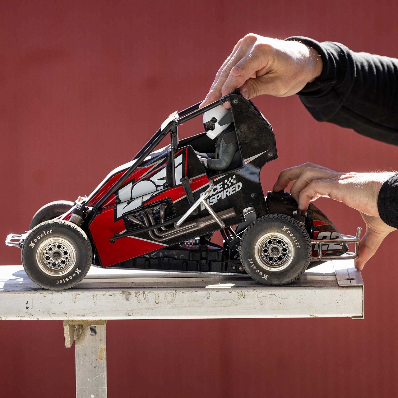 �ں߸�¨Ǽ�ۿ���ȯ�䡡LOSI��1/10 22S Sprint 2WD Brushless RTR (Battery & Charger Included), Red����1/10 22S ���ץ��� 2WD �֥饷�쥹 RTR (�Хåƥ꡼�Ƚ��Ŵ���°)����åɡ����֡� LOS-2359