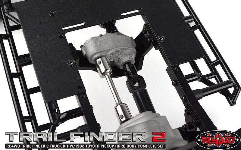 �ں߸�¨Ǽ�ۡ�RC4WD Trail Finder 2 Truck Kit w/1982 Toyota Pickup Hard Body Complete Set��/�ȥ쥤��ե�������� 2 �ȥ�å����å� 1982 �ȥ西 �ԥå����å� �ϡ��ɥܥǥ� ����ץ꡼�ȥ��å��դ�/�����֡�Z-K0070