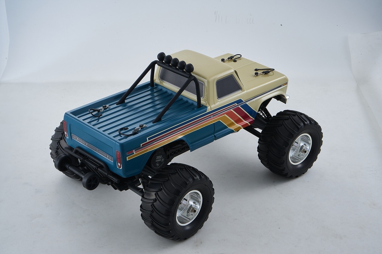 �ڼ���о��ʡ�FMS 1:10 Ford F-100 Monster Truck Brushless RS��RTR���åȡ����֡�FMS11023RSBG-BL�ʽ��Ŵ�ȥХåƥ꡼�դ���