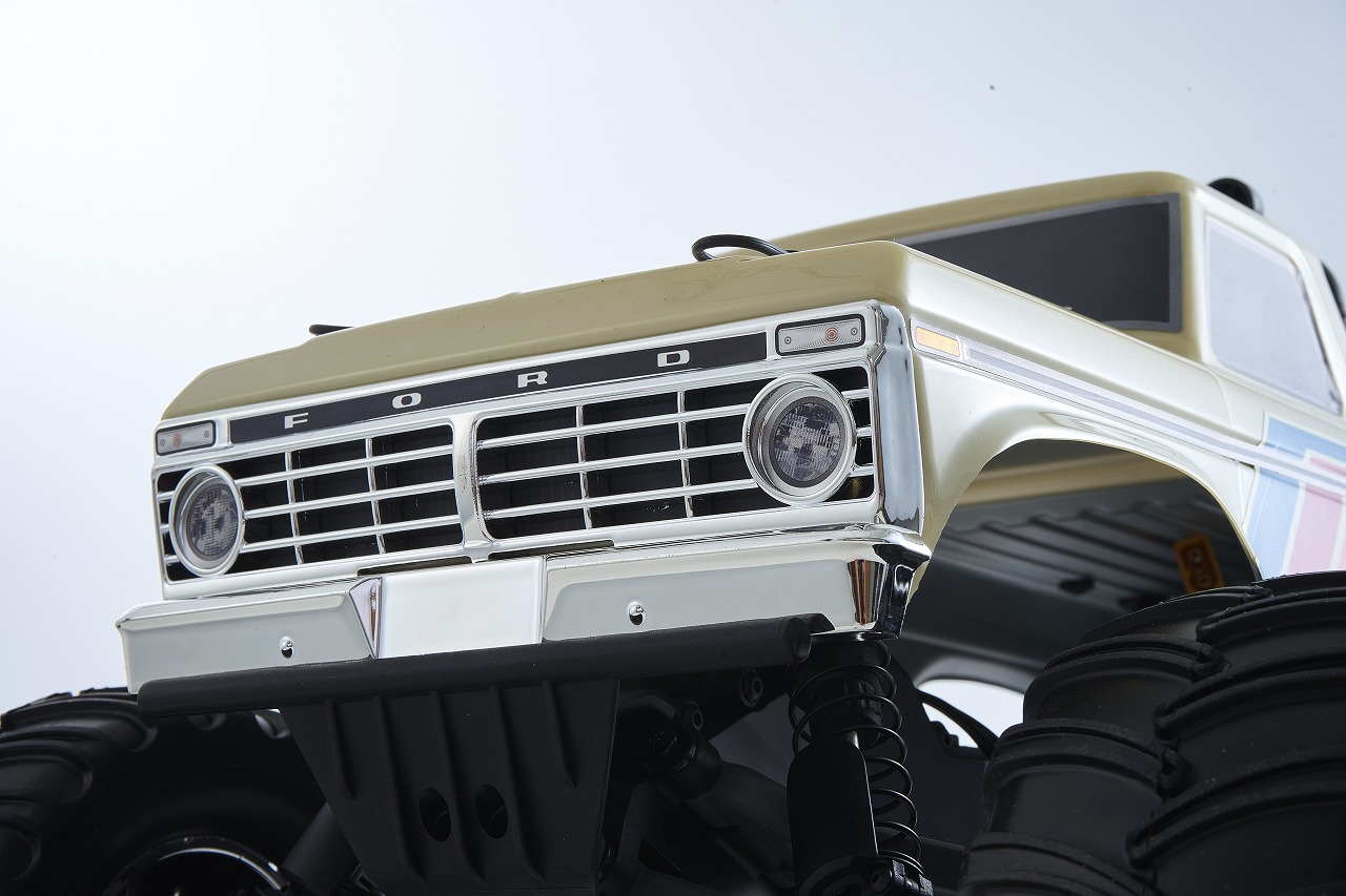 �ڼ���о��ʡ�FMS 1:10 Ford F-100 Monster Truck Brushless RS��RTR���åȡ����֡�FMS11023RSBG-BL�ʽ��Ŵ�ȥХåƥ꡼�դ���