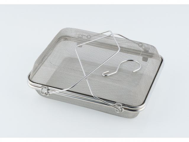 新潟・燕三条産 日々の暮らしを豊かにする「暮らし良い道具」ステンレス角型干しかご