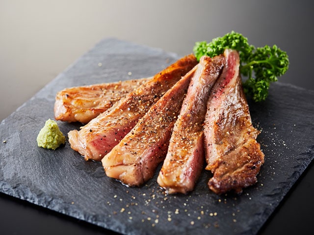 いいで田中牛　ステーキ用 230g(リブロース、サーロインのいずれか)