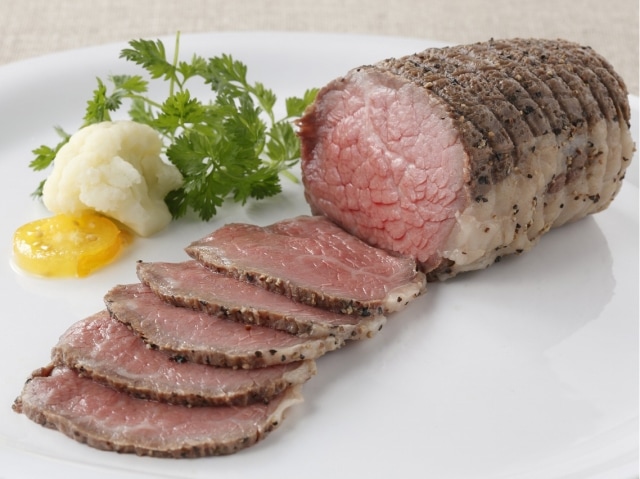 口の中でとろける牛肉の食感　漢方和牛　ローストビーフ　約300g