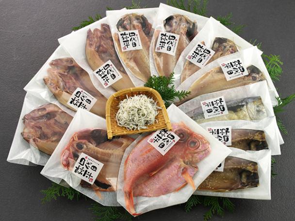 沼津　四代目弥平　国産干物と釜揚げしらすの詰合せ　(干物4種12枚、しらす80g入り)