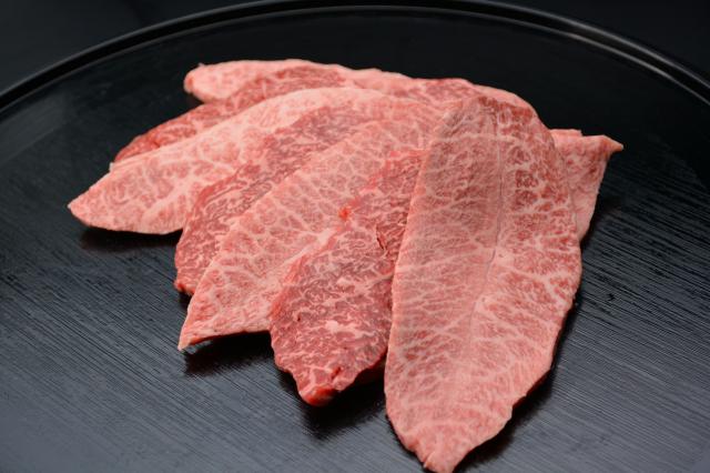 松阪牛焼肉用(ミスジ・三角バラ・ヘッドバラ・イチボ・トモサンカク　のいずれか)300g