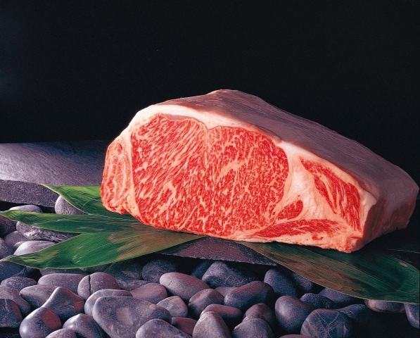 山形牛　ロース・モモ　ステーキ用　420g(ロース200g、モモ110g×2枚)