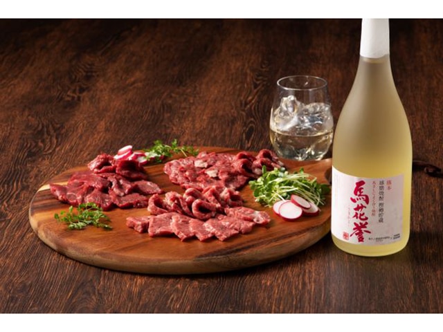 馬刺しと焼酎の晩酌セット【松】(大トロ・中トロ・上赤身、各80g、本格米焼酎 馬花誉720ml)