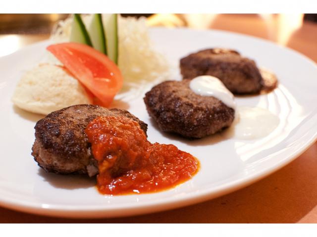 【格之進】3種のハンバーグセット(金格・白格・黒格ハンバーグ各2個)(新パッケージ)