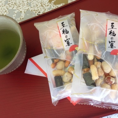 【あられ/おかき・せんべい・豆】至福の宴 (8袋)