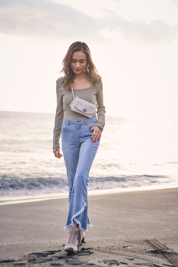 To the sea,tothesea,トゥーザシー,ハワイ,ビキニ,通販,水着,ワンショルダー,ワンピ,オフショルダー,ファッション