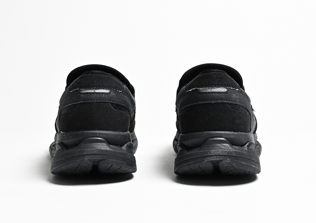 HOBALIPS_Black