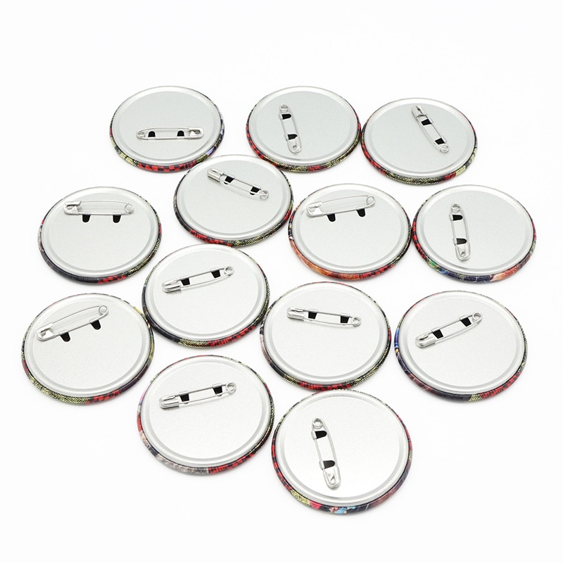 ステイゴールドファミリー 缶バッジコレクション | カテゴリー一覧